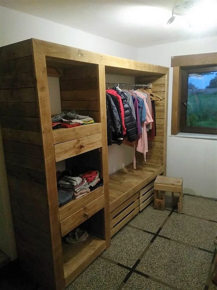 Wood Pallet Closet
