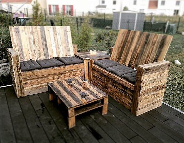 Pallet Garden Couch Set and Table