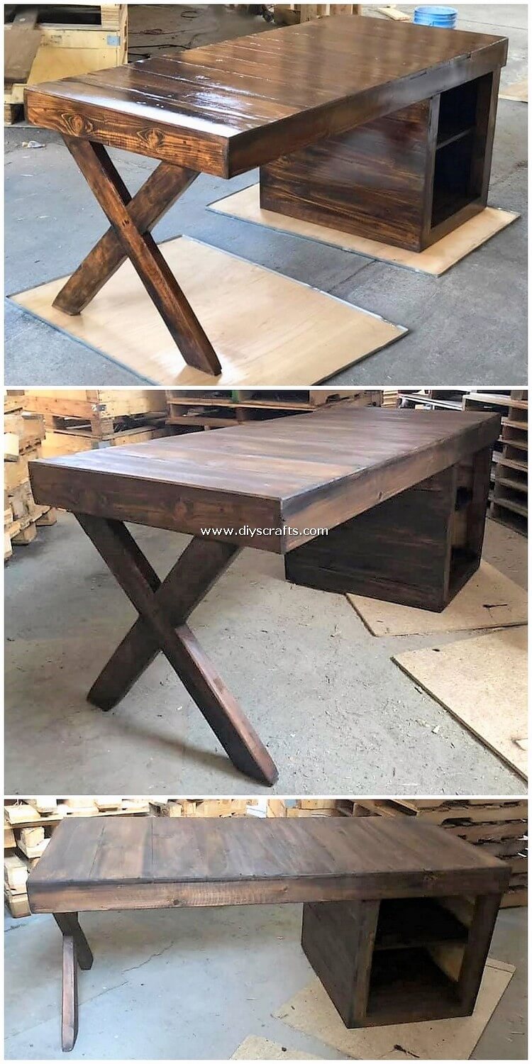 Pallet-Wood-Desk-Table